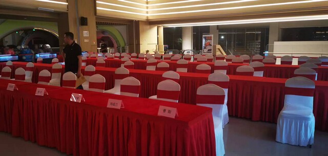 龍崗會議桌椅出租工廠 貴賓椅 宴會桌椅 桌布